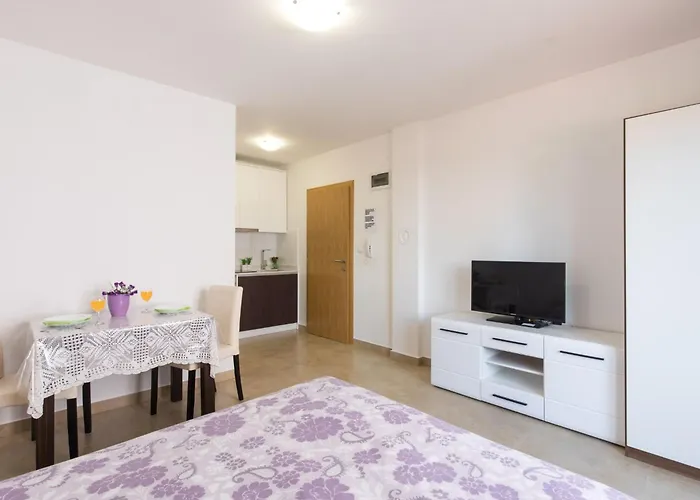 Nino 1 By Interhome Apartment Malinska