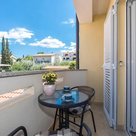 Nino 1 By Interhome Apartament